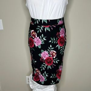 Torrid Black Floral Bodycon Pencil Skirt 2